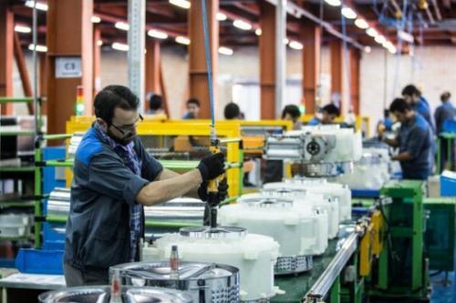 تامین ۱ و چهار دهم میلیارد دلار برای واردات ماشین آلات تولید